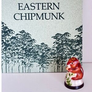 Franklin Mint Friends of the‎ Forest Chipmunk Thimble 1982 Porcelain Vintage 80s